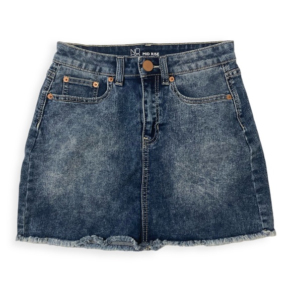 No Boundaries Dresses & Skirts - No Boundaries | Women’s Mid Rise Acid Wash Mini Denim Skirt